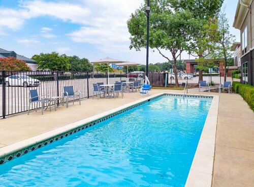 La Quinta by Wyndham Dallas - Las Colinas, Забронировать Отель Ирвинг Dallas - Fort Worth Metropolitan Area