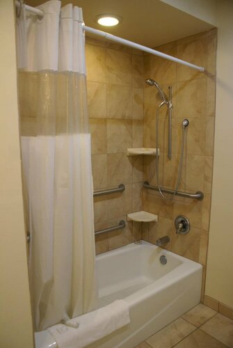 Queens Inn Anaheim, Забронировать Отель Отели Анахайм с парковкой, рядом с Anaheim Gardenwalk, Парковка