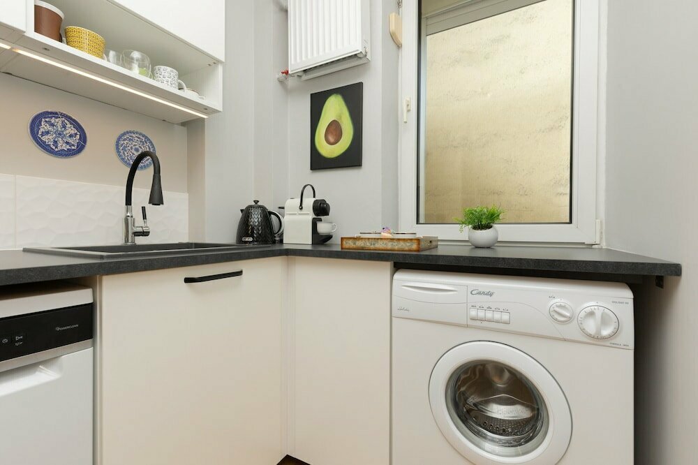 Cieszynska With 2 Bedroom by Renters