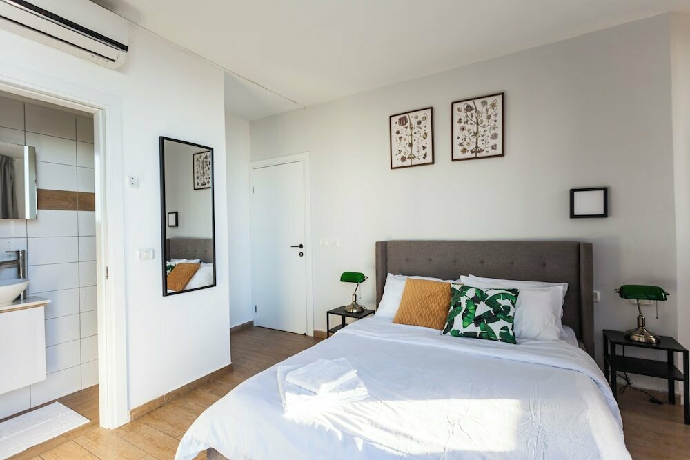 HaYarkon Apartments