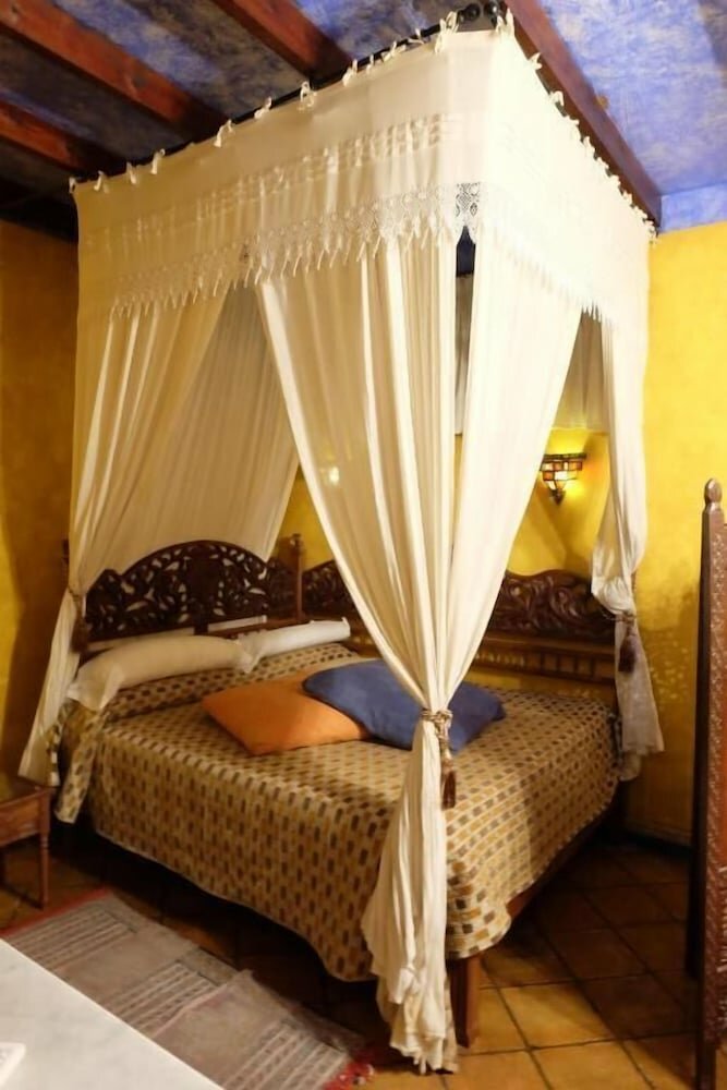 Apartamento EN típico patio cordobés