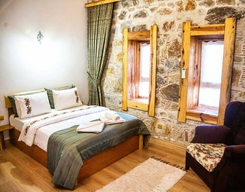 ‪Mogla Tashan Butik Otel‬, Забронировать Отель Отели Ментеше с парковкой, Парковка
