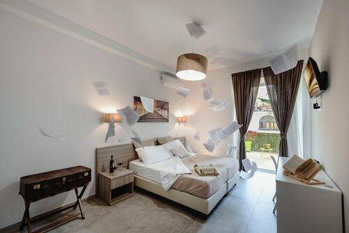 Roof Garden, 予約 ベッド・アンド・ブレックファースト Salerno Old Town サレルノ, Villa Comunale周辺