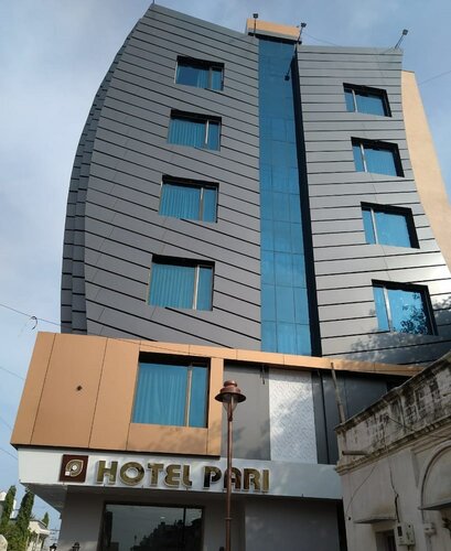Отель Pari