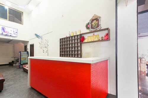 OYO 47565 Hotel Cm Residency, Забронировать Отель Райчур штат Карнатака