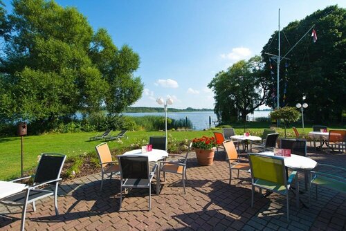 Hotel Bollmannsruh am Beetzsee, Rezerwuj Hotel Päwesin Brandenburgia