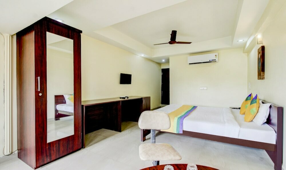 Hotel Aditya