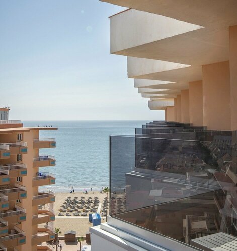 Hotel Angela, Забронировать Отель Отели Фуэнхирола с завтраком, рядом с Playa de San Francisco, Завтраки