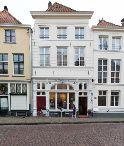 Hotel de Vischpoorte, centrum Deventer en aan de IJssel, Забронировать Отель Девентер Salland