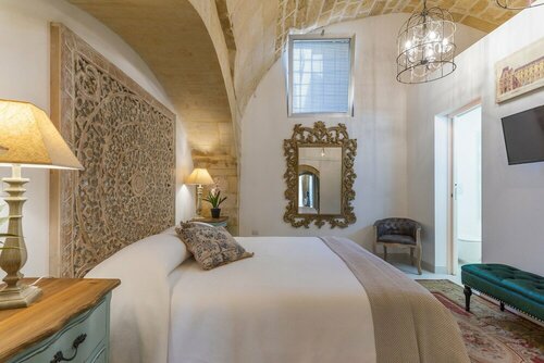 2870 Casa dei Nonni di via Idomeneo - Suite Platino by Barbarhouse, Book Lejlighed Lecce Salento
