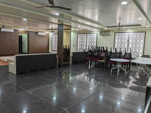 Treebo The Golden Sands, Prenota Hotel Bistupur Jamshedpur