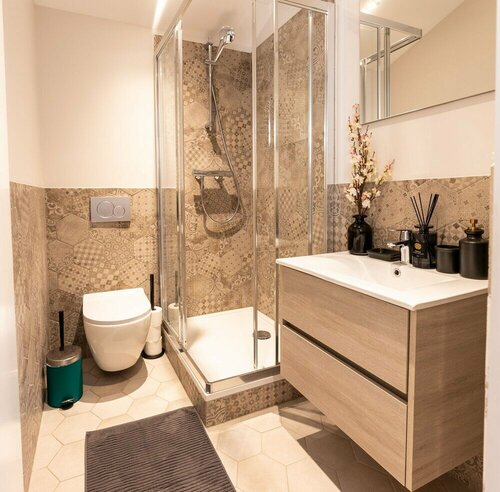 Luxurious Modern 3BR Roof Villa Apt, Забронировать Вилла Люксембург Люксембург, рядом с Casemates