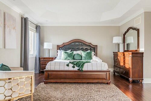 Luxury Villa - Mississauga Square One, Забронировать Вилла Миссиссога Greater Toronto Area