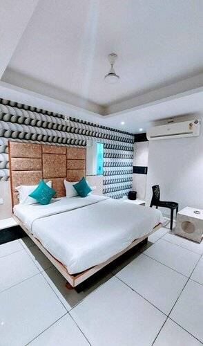 Sigma Inn Hotel by OYO Rooms, Réserver Hôtel Hôtels avec piscine à Gujarat, Piscine