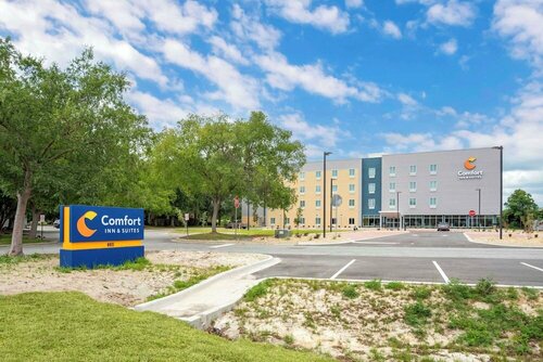 Comfort Inn & Suites Destin near Henderson Beach, Забронировать Отель Дестин Emerald Coast