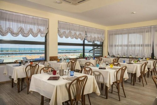 Hotel Igea Spiaggia, Забронировать Отель Отели Беллария-Иджеа-Марины с парковкой, Парковка