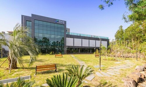 Seogwipo Worldcup Resort, Забронировать Курортный отель Отели Согвипхо с парковкой, Парковка