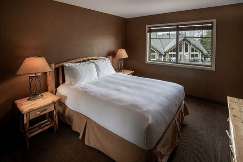 Elkwater Lake Lodge and Resort, Prenota Resort Hotel a Alberta con piscina, Piscina
