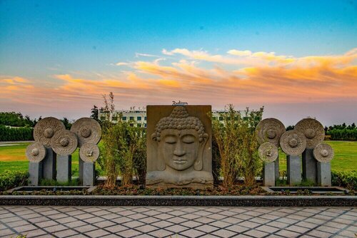 Radisson Hotel Kandla, Rezervovat Lázně / Resort Gandhidham Gujarat