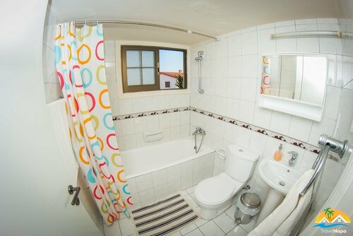 Villa George, Book Villa 3-stjernede hoteller i Famagusta, 3*