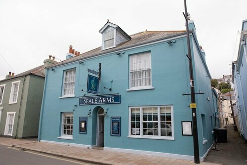 Seale Arms, Забронировать Отель Дартмут Девон