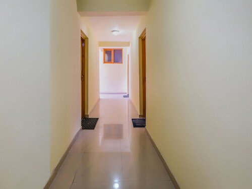 Solang Holiday Inn By OYO Rooms, Забронировать Отель Отели и гостиницы Палчан, Отель