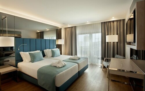 TURIM Presidente Hotel, Забронировать Отель Отели Портиман с парковкой, рядом с Парк Молодежи, Парковка
