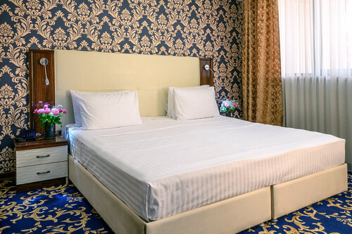 Royal Plaza by Stellar Hotels, Yerevan, Prenota Hotel Hotel a Erevan con colazione, vicino a Lovers' Park, Colazione