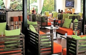 Lesse Hotel, Забронировать Отель Отели периферии Центральной Македонии с бассейном, Бассейн