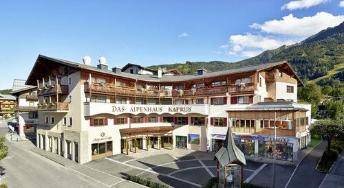 Das Alpenhaus Kaprun, Book Hotel Kaprun hoteller med pool, Swimmingpool