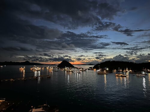 Meruorah Komodo Labuan Bajo, Забронировать Отель Лабуан-Баджо провинция Восточная Нуса-Тенгара