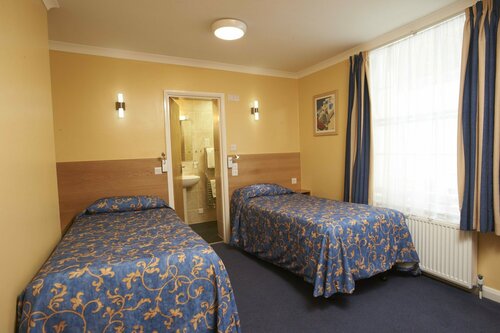 Luna And Simone Hotel, Забронировать Отель Отели Лондона с завтраком, рядом с Конгресс-центр Emmanuel Centre, Завтраки