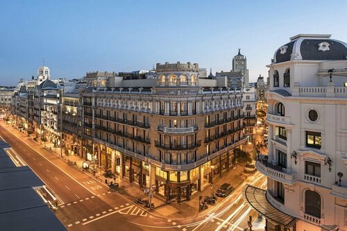 Отель Iberostar Las Letras Gran Via, Забронировать Отель СПА-отели Мадрида, рядом с Аточа, SPA-услуги