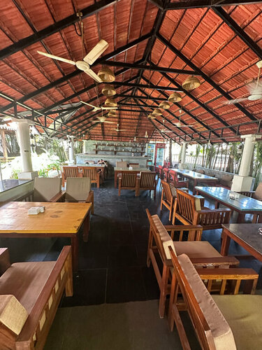 Naga Cottages, Varaa Hotelli Morjim 