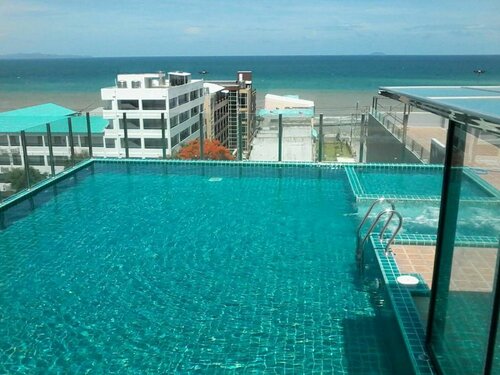 Golden Jomtien Beach Hotel, Забронировать Отель Джомтьен-Бич Паттайя, 3* 4*