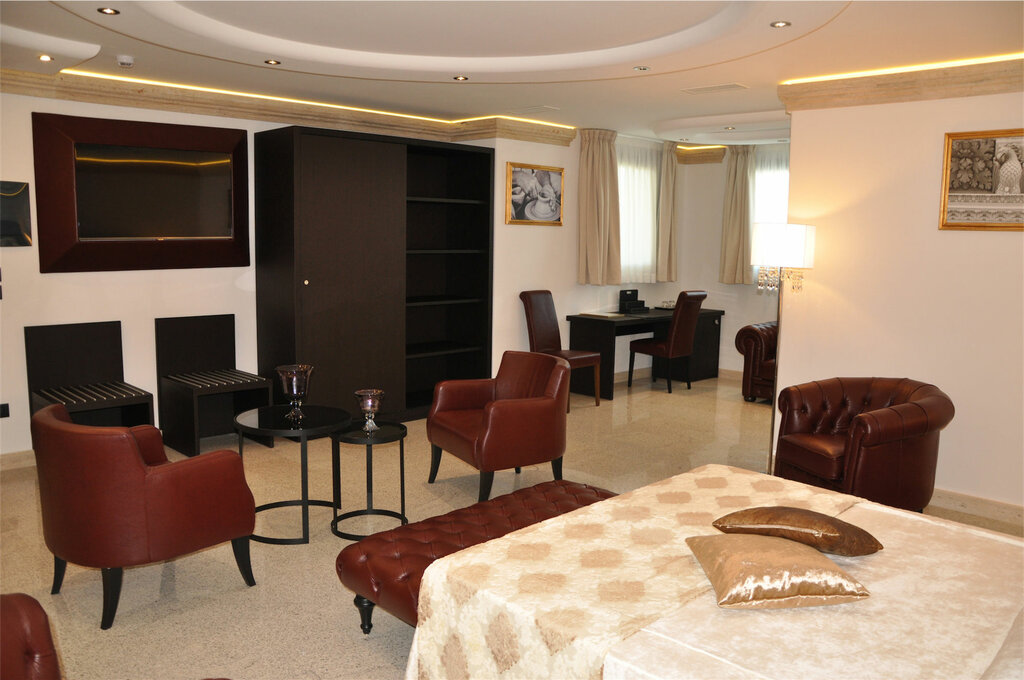 BHB Hotel