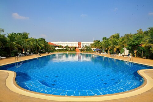 Chariot Beach Resort, Забронировать Отель Отели Махабалипурам с парковкой, Парковка