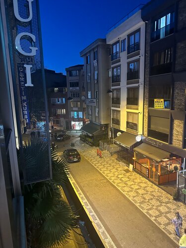 Dugi Hotel, Book Hotel Kadıköy Beyoglu, nær Haydarpasa Train Station