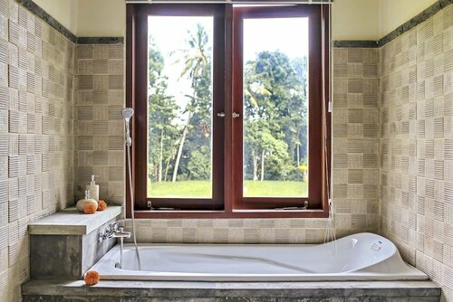 Tini Villa, Rezerwuj Hotel Ubud Gianyar