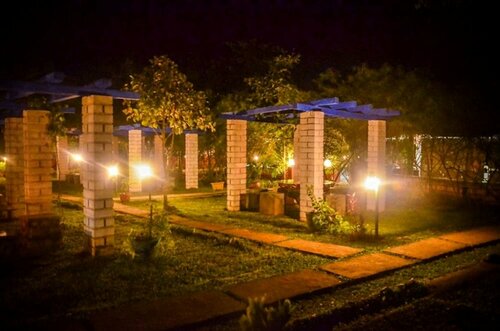 Regenta Resort Century, Забронировать Курортный отель Отели Дандели с парковкой, Парковка