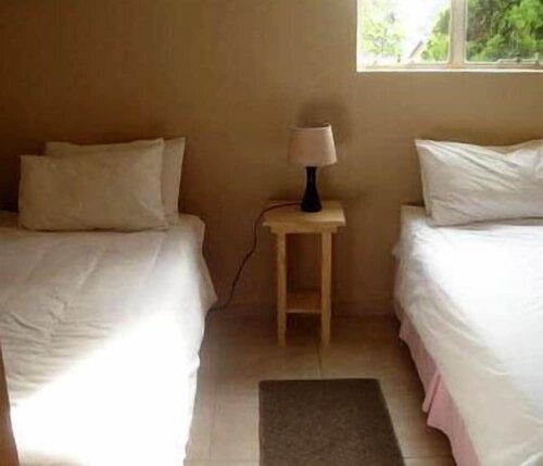 Louhallas Accommodation, Book Bed and Breakfast Hoteller i Gauteng med parkering, Parkering