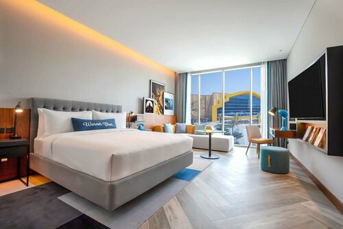 Отель The WB Abu Dhabi, Curio Collection by Hilton, Забронировать Отель Остров Яс Абу-Даби, рядом с Аквапарк Yas Waterworld
