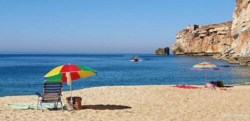 By the Beach, Забронировать Отель Назаре Оэсте