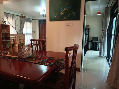Aivilo Home, Забронировать Отель Отели Кампала 4 звезды, 4*