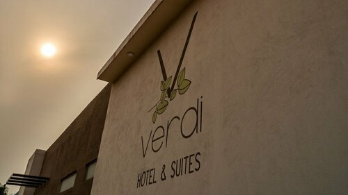 Hotel Verdi & Suites, Reservar Hotel Hotéis em Tuxtepec com estacionamento, Estacionamento