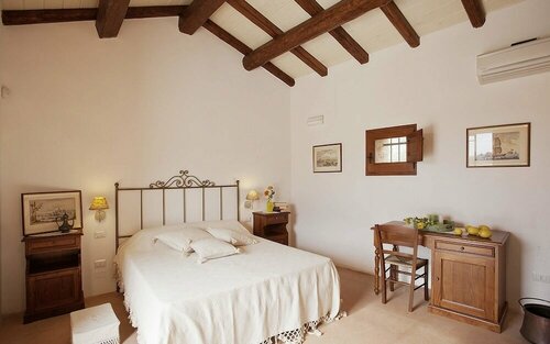 Masseria Cisternella, Prenota Hotel Alliste Salento