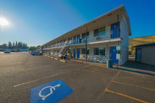 Americas Best Value Inn St. Helen, Réserver Hôtel Hôtels à Oregon avec parking, Parking