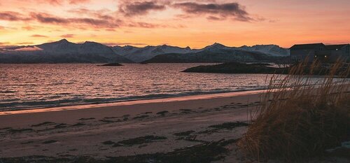 Sommarøy Arctic Hotel, Rezervați Hotel Sommarøy 