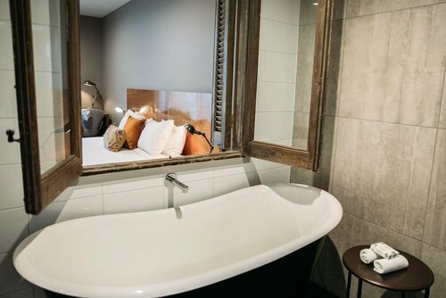 King and Queen Hotel Suites, Забронировать Отель Отели Нью-Плимута 4 звезды, 4*