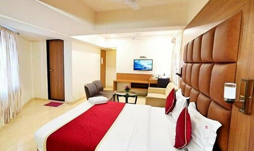 Hotel JK Regency, Забронировать Отель Отели Mumbai Region с парковкой, Парковка